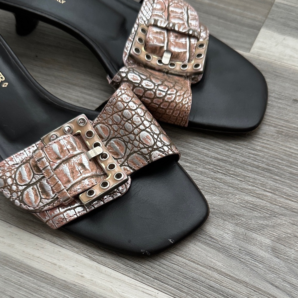 Donald J. Pliner Metallic Rose Gold Buckle Slide Mules - Picture 2 of 13
